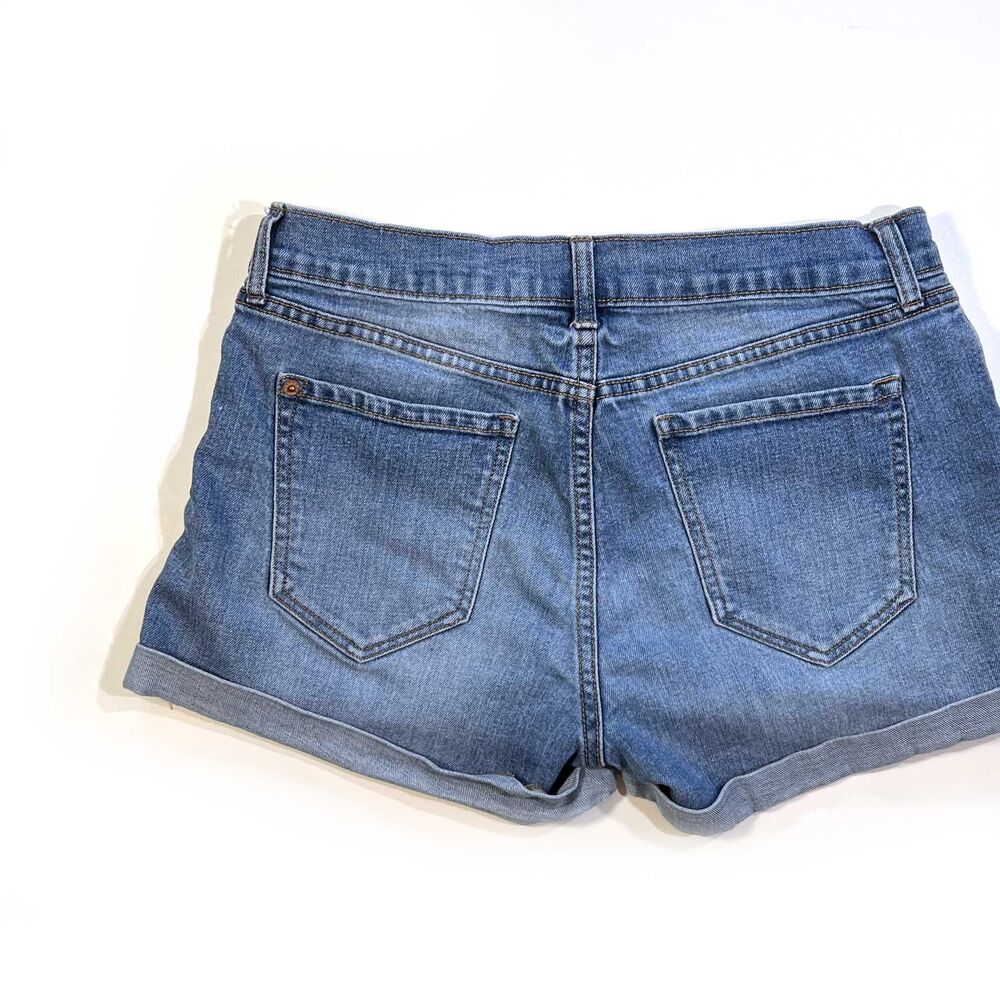 Old Navy Cuffed Boyfriend The Drew Mid Rise Stretch Shorts - Picture 3 of 7